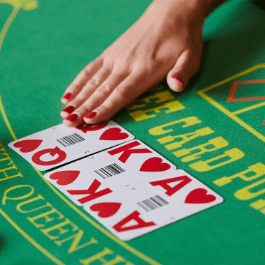 Triple Card Poker live poker by Evolution